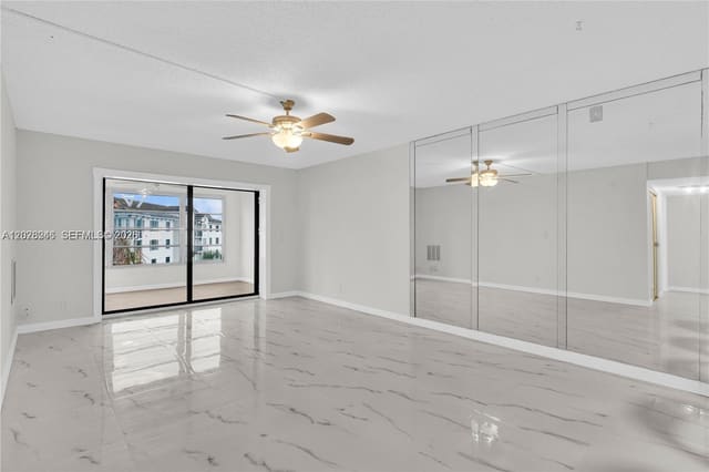 9355 SW 8th Street 425, Isle Of Sandalfoot, Boca Raton, FL