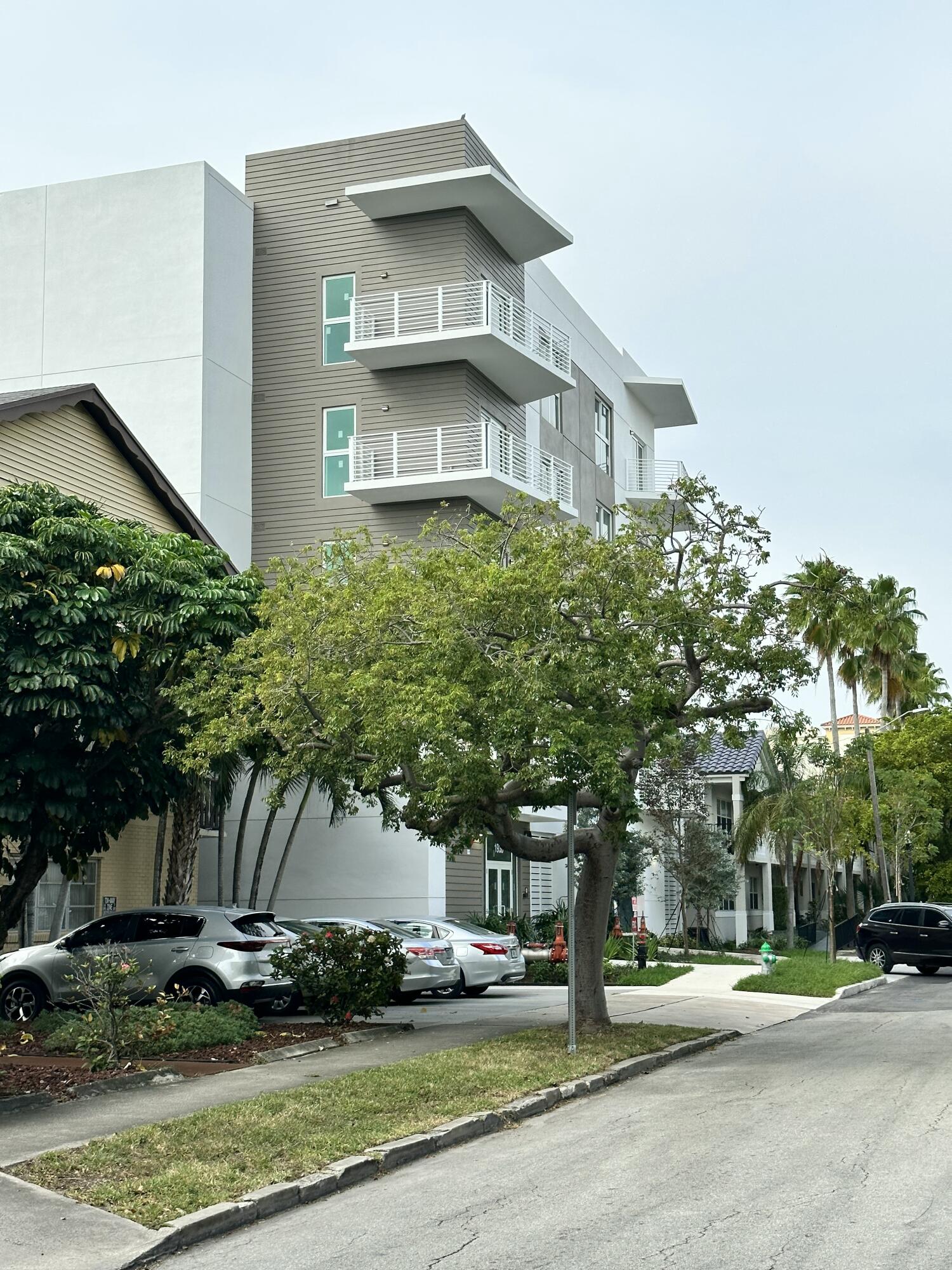 1938 Jackson Street, Hollywood, FL 33020, Hollywood