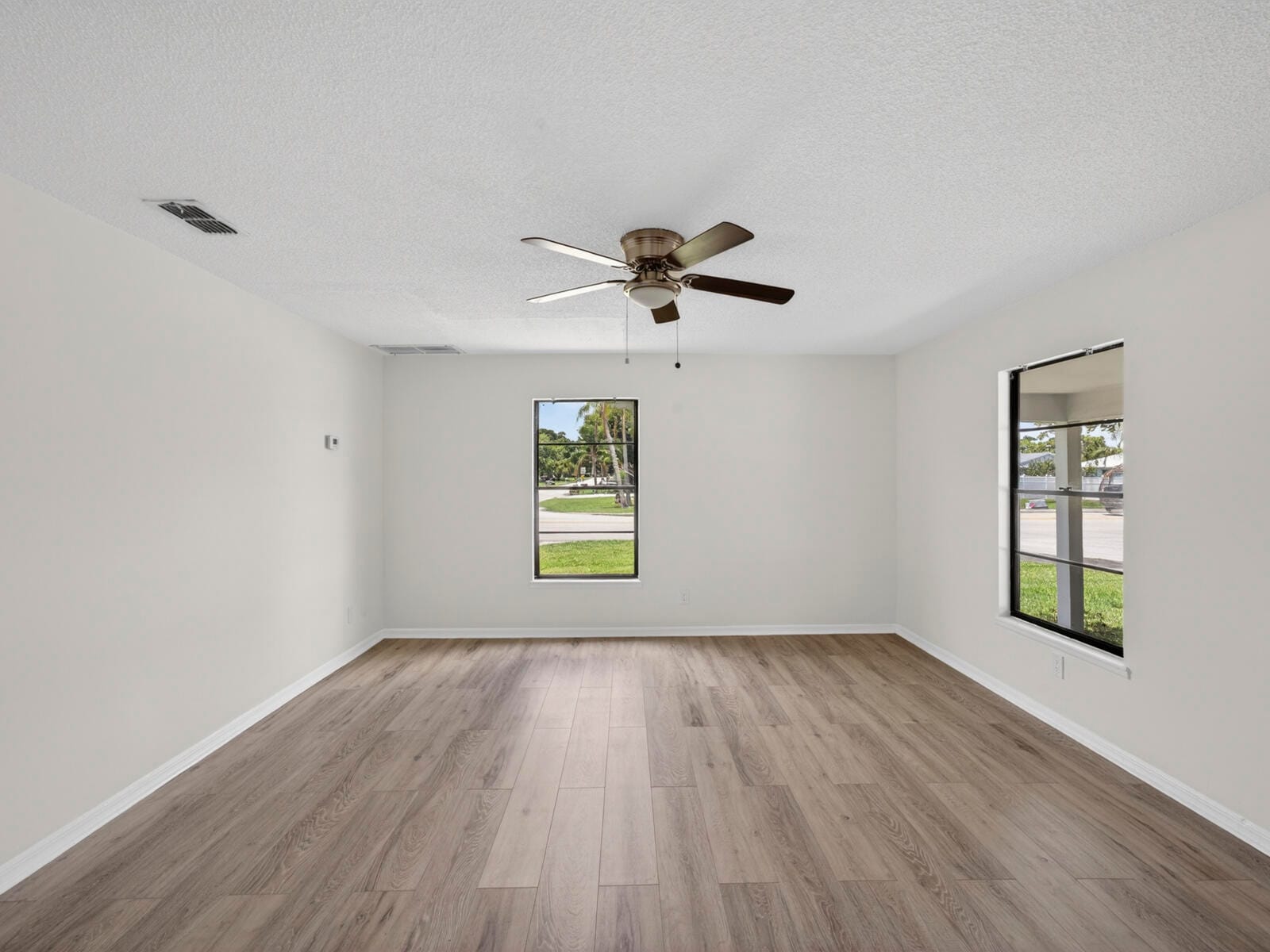 2575 1st Place, Vero Beach, FL 32962 photo 11