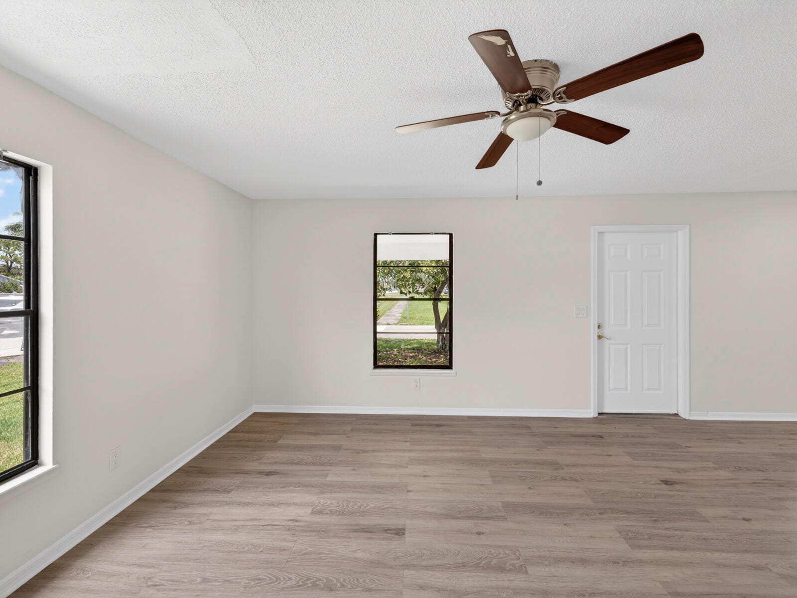 2575 1st Place, Vero Beach, FL 32962 photo 13