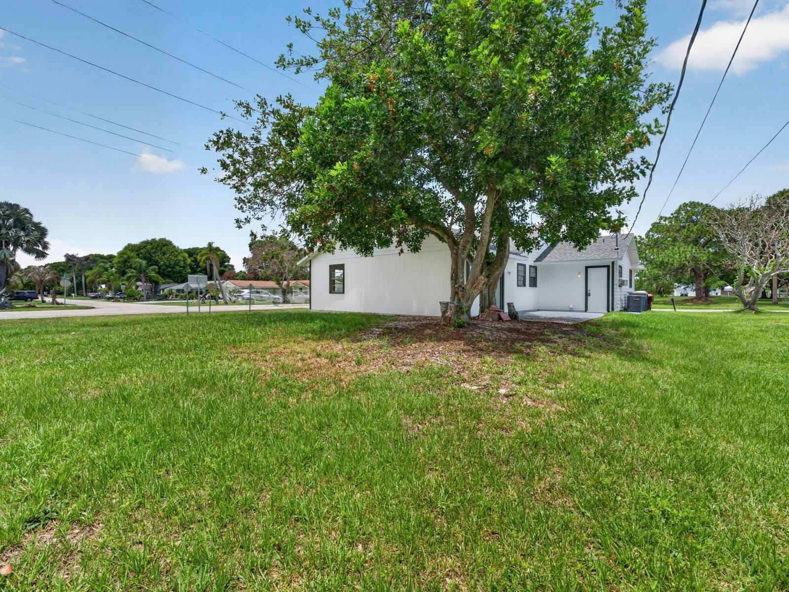 2575 1st Place, Vero Beach, FL 32962 photo 16