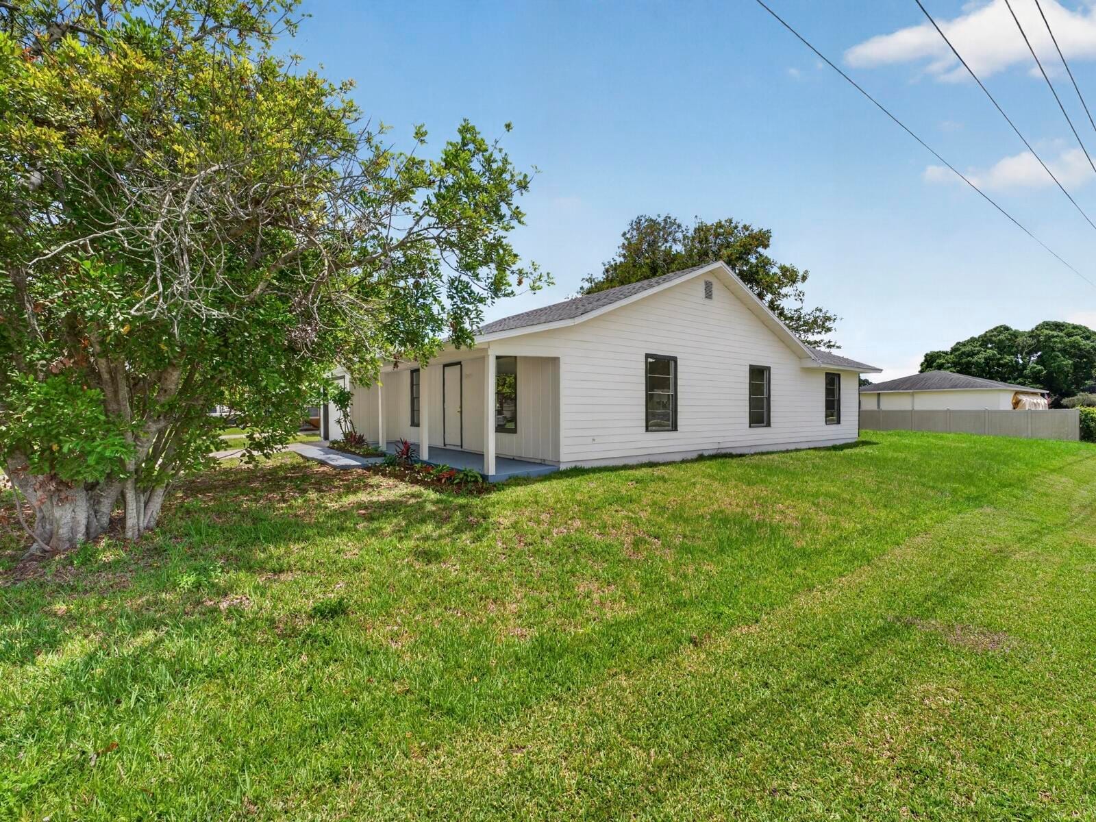 2575 1st Place, Vero Beach, FL 32962 photo 17