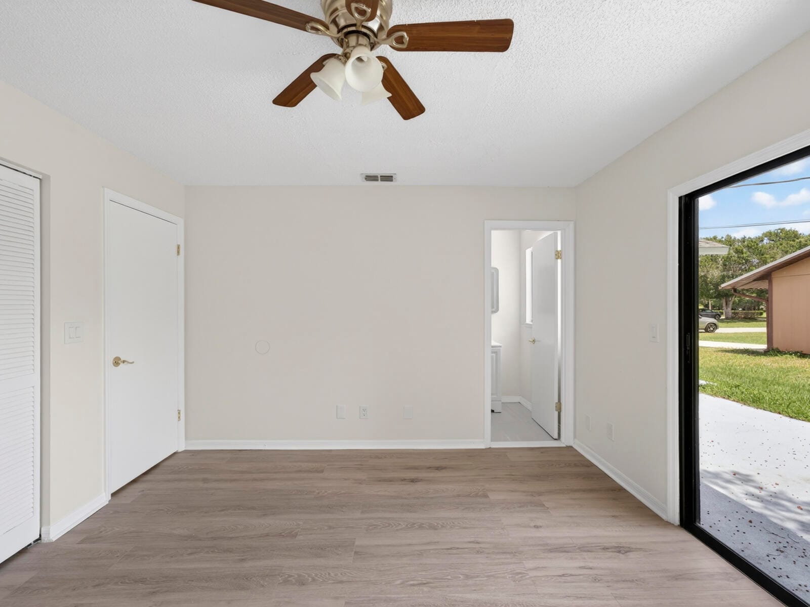 2575 1st Place, Vero Beach, FL 32962 photo 18