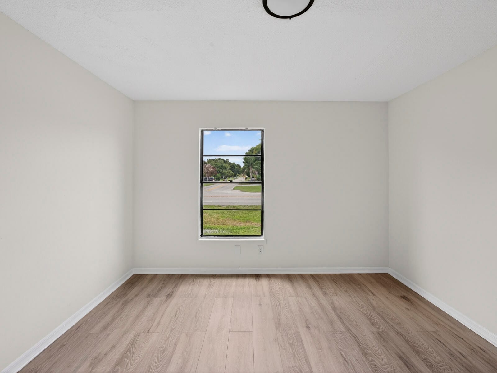 2575 1st Place, Vero Beach, FL 32962 photo 24