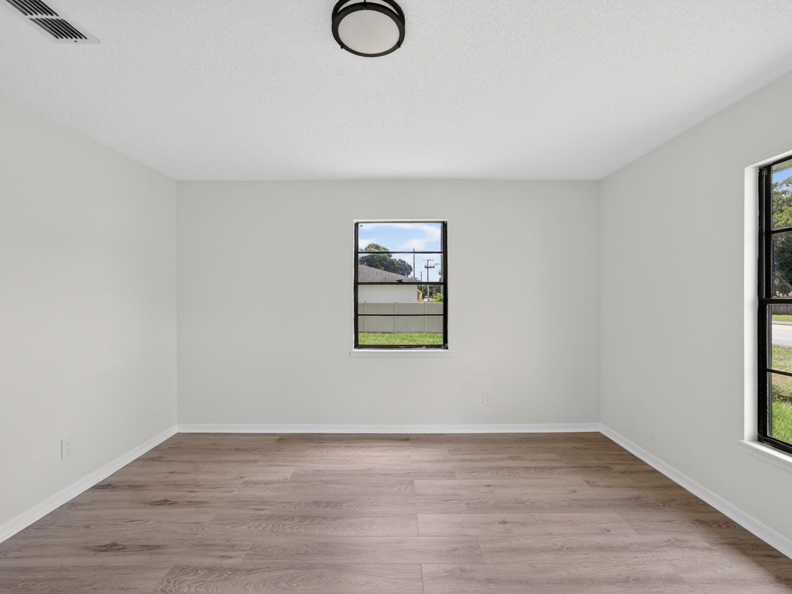 2575 1st Place, Vero Beach, FL 32962 photo 28