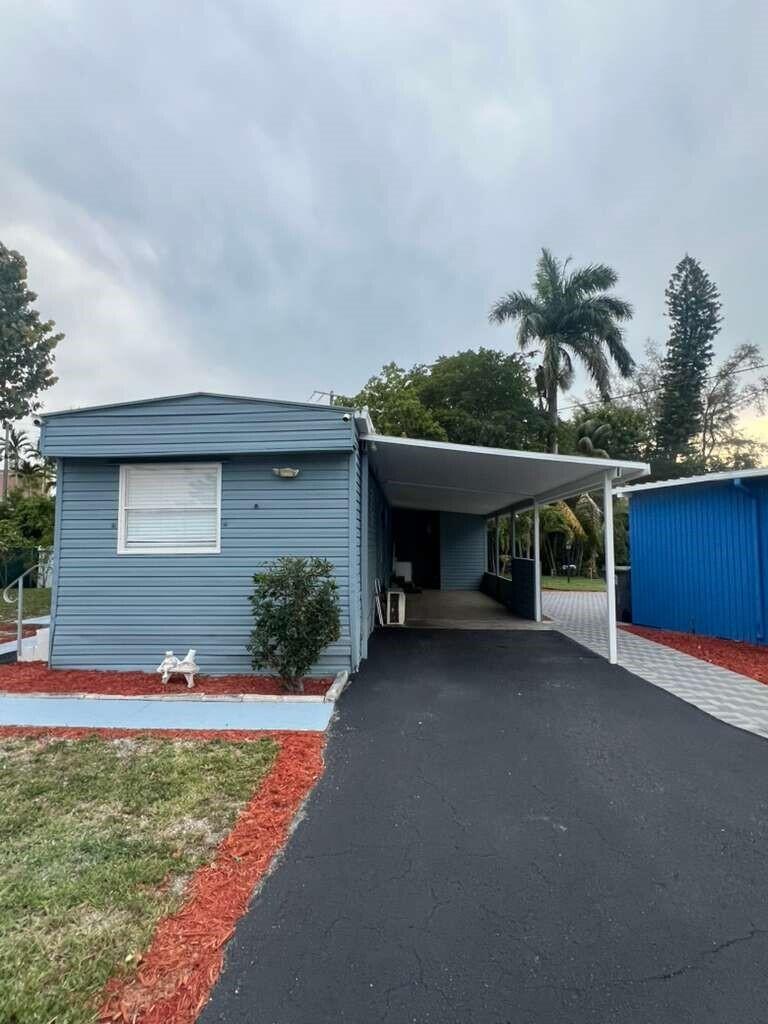 2000 N Congress Avenue 41, West Palm Beach, FL 33409, West Palm Beach