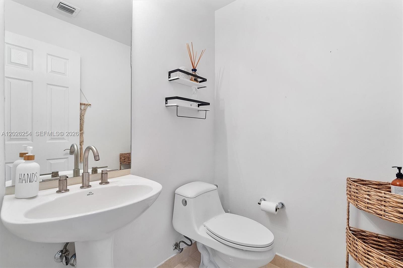 2704 NE 184th Terrace, Aventura, FL 33160 photo 21
