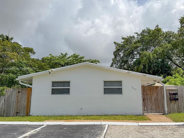 1827 SW 21st Street, Osceola Park, Fort Lauderdale, FL
