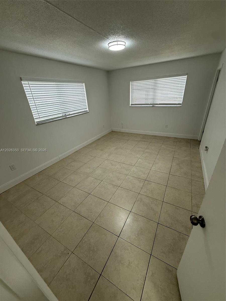 15221 NE 6th Avenue A111, Miami, FL 33162, Miami
