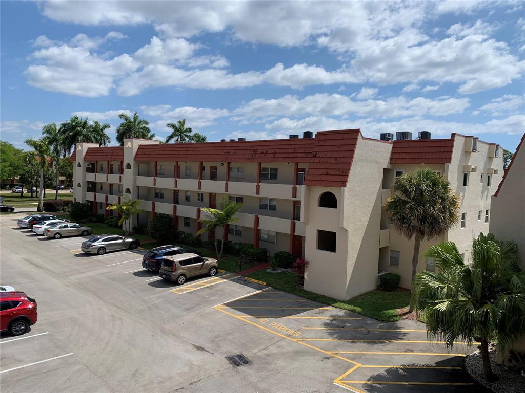 8080 N Sunrise Lakes N 303, Sunrise, FL 33322, Sunrise