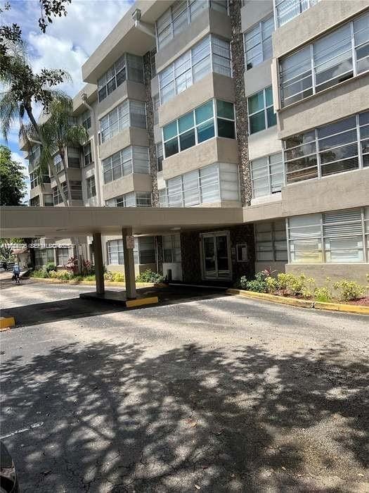 6700 Cypress Road 409, Plantation, FL 33317 photo 4