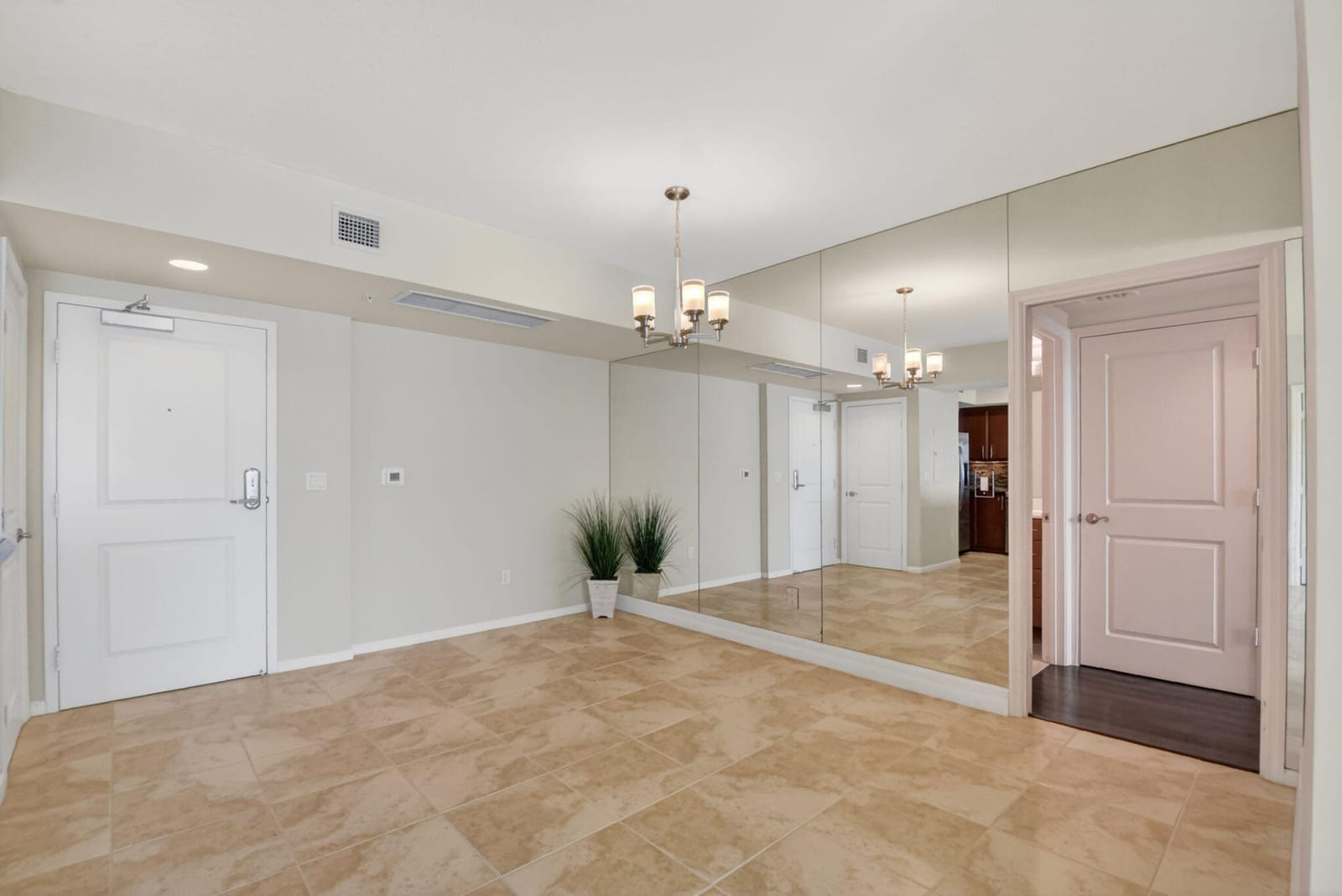403 S Sapodilla Avenue 511, West Palm Beach, FL 33401 photo 8