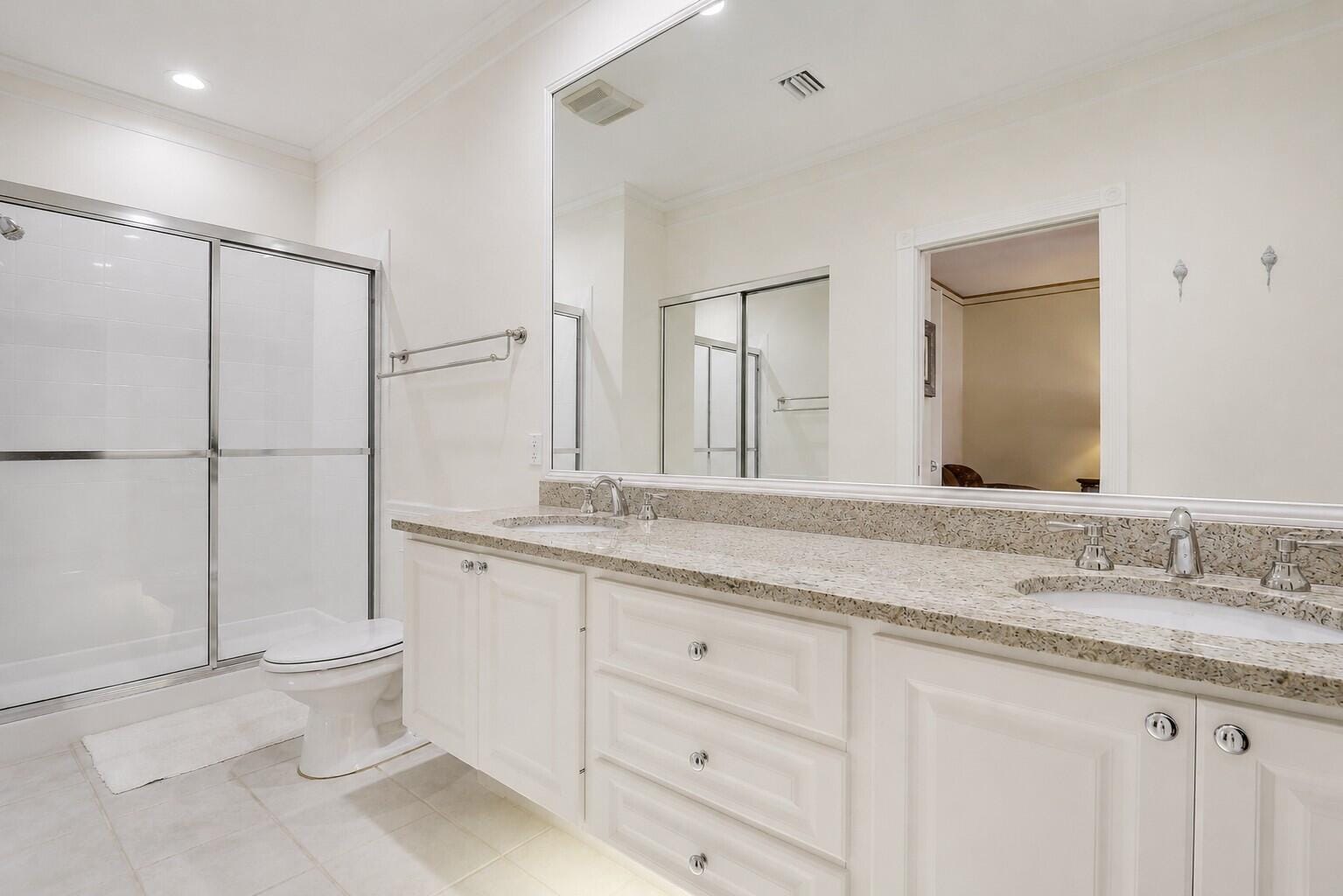 77 Laurel Oaks Circle, Tequesta, FL 33469 photo 22