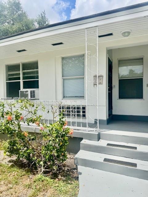 3 Santillane Avenue 2, Coral Gables, FL 33134, Coral Gables