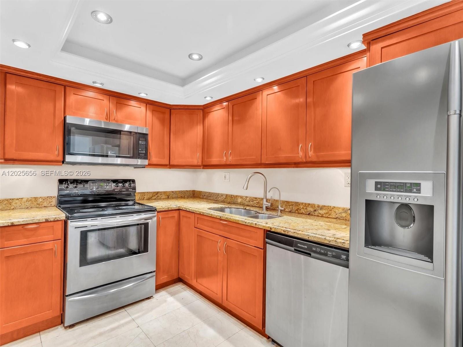 5401 Collins Avenue 107, Miami Beach, FL 33140 photo 12