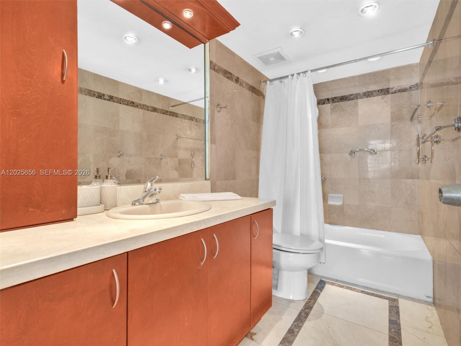 5401 Collins Avenue 107, Miami Beach, FL 33140 photo 17