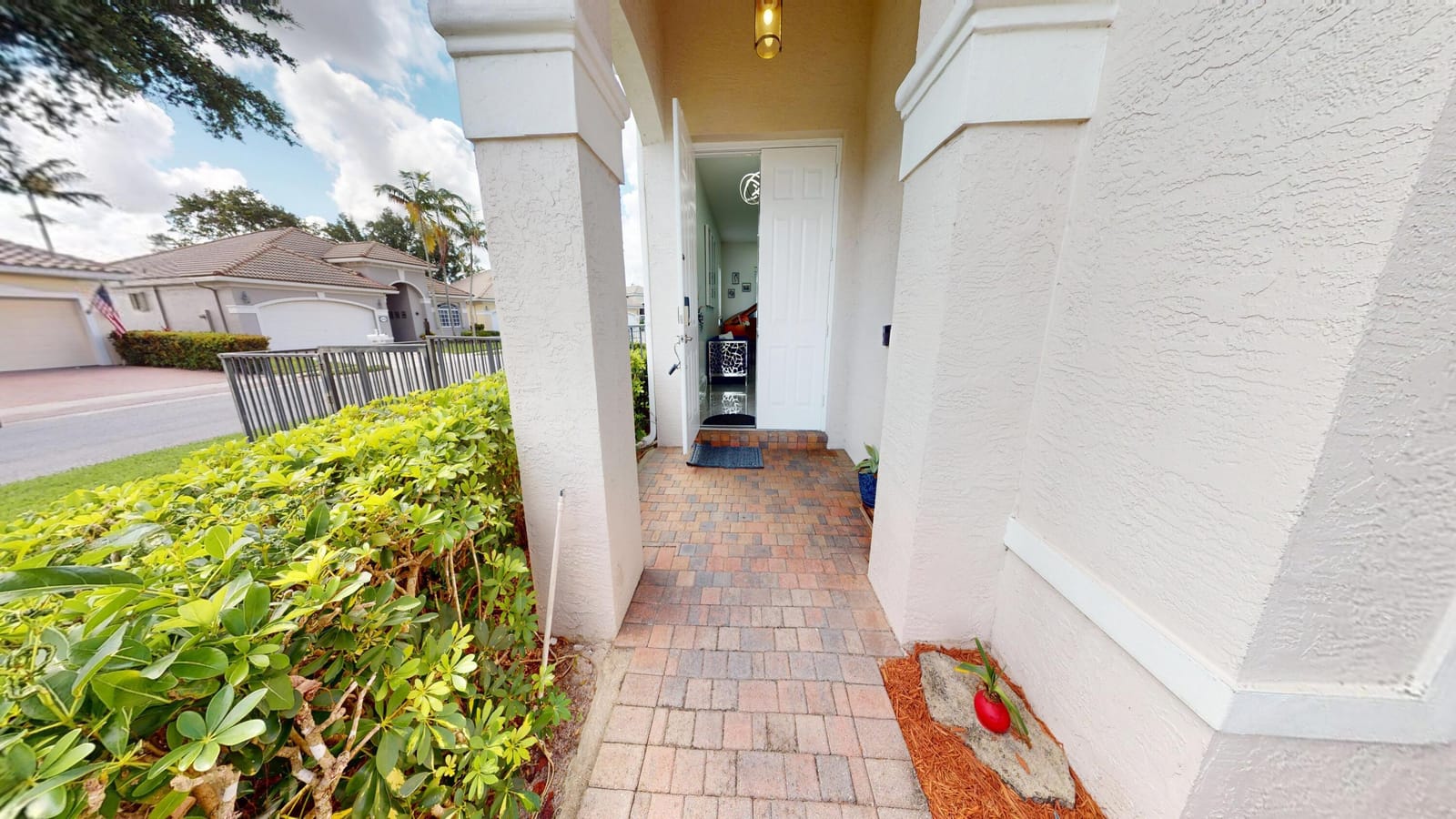 8586 White Cay — photo 2