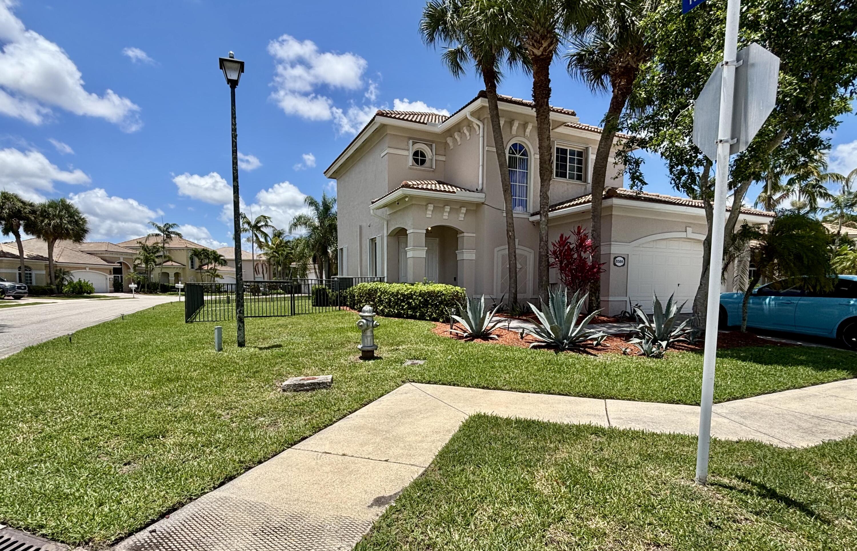 8586 White Cay, West Palm Beach, FL 33411, West Palm Beach