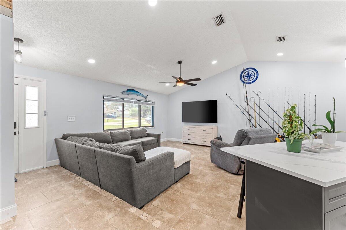 2350 FALLON Boulevard NE, Palm Bay, FL 32907 photo 10