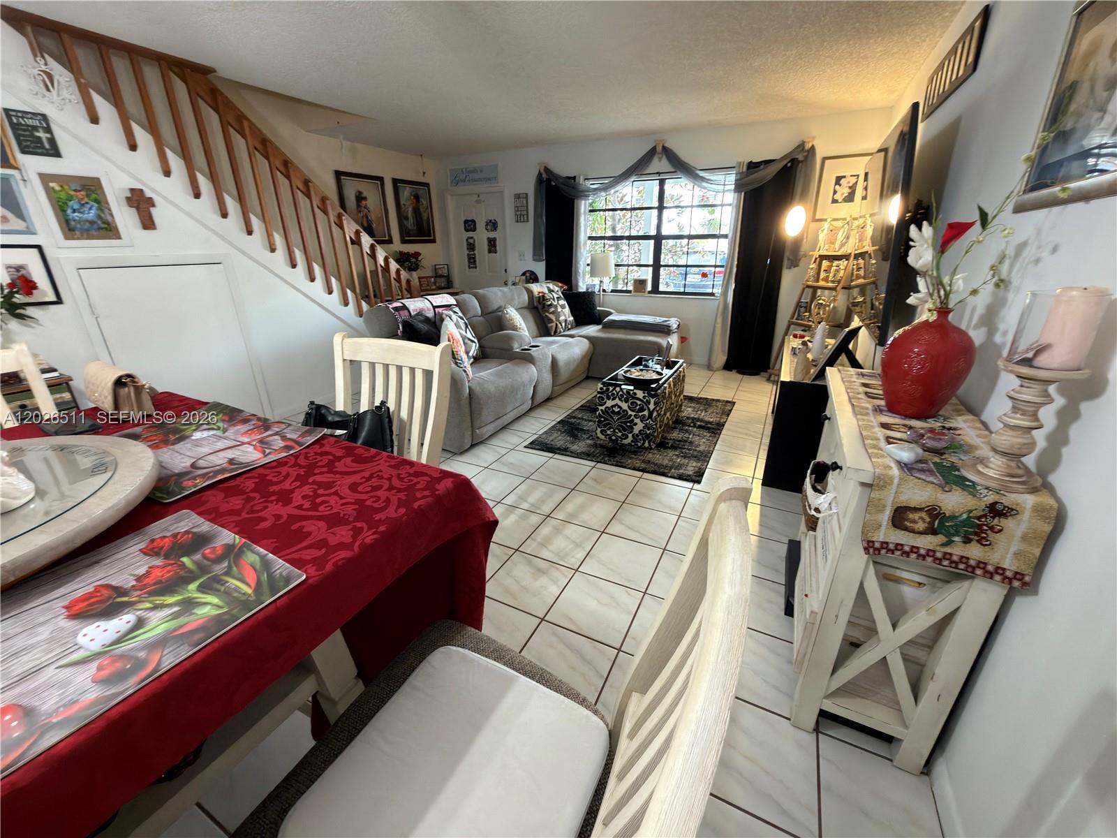 10428 NW 3rd Street, Pembroke Pines, FL 33026, Pembroke Pines
