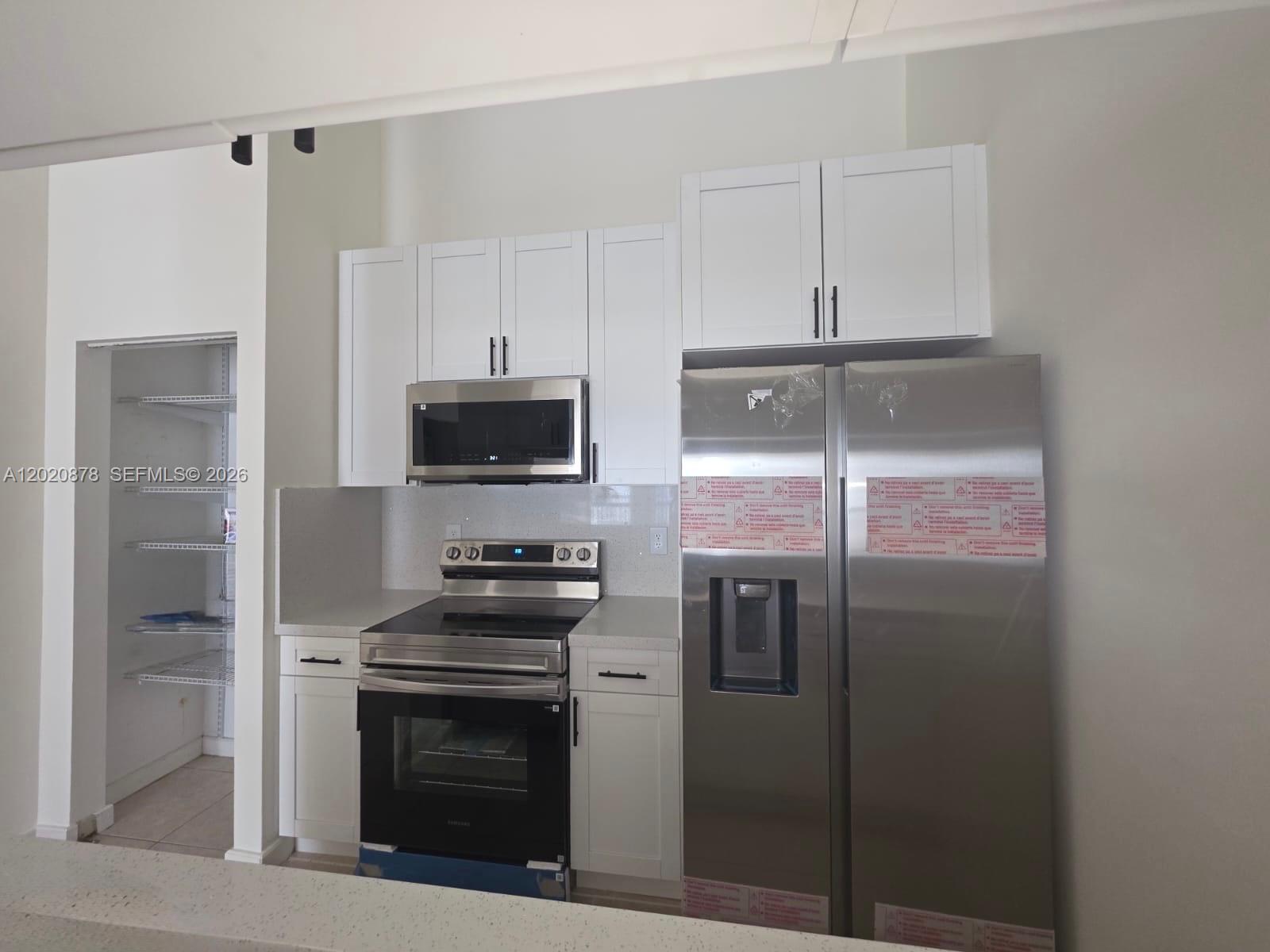 18310 Mediterranean Boulevard 824, Hialeah, FL 33015, Hialeah