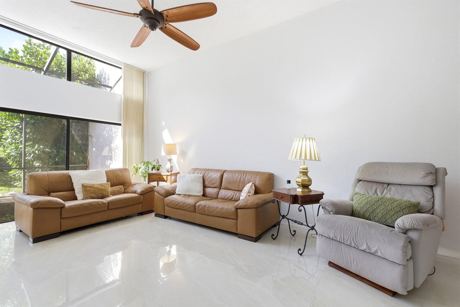 6670 Canary Palm Circle — photo 12