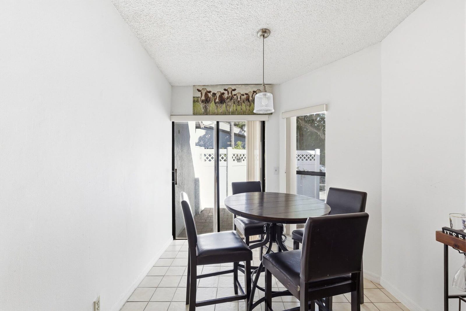 6670 Canary Palm Circle — photo 4