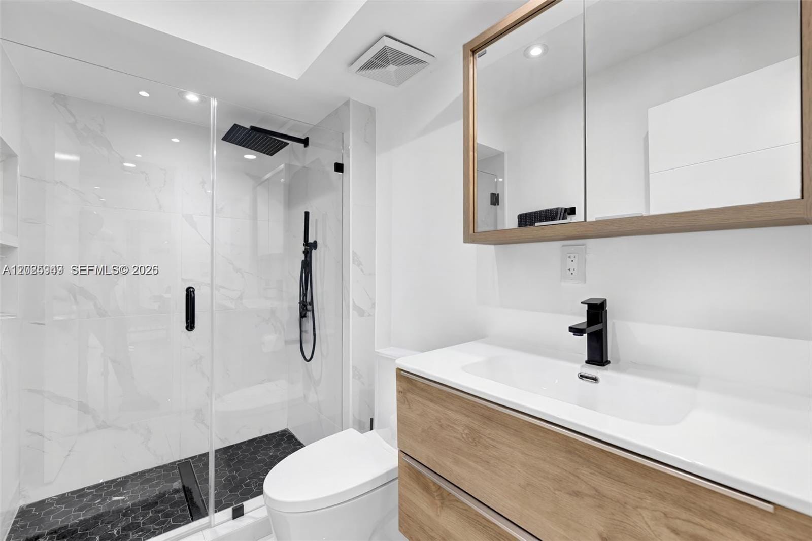 100 Bayview Drive 503 — photo 10