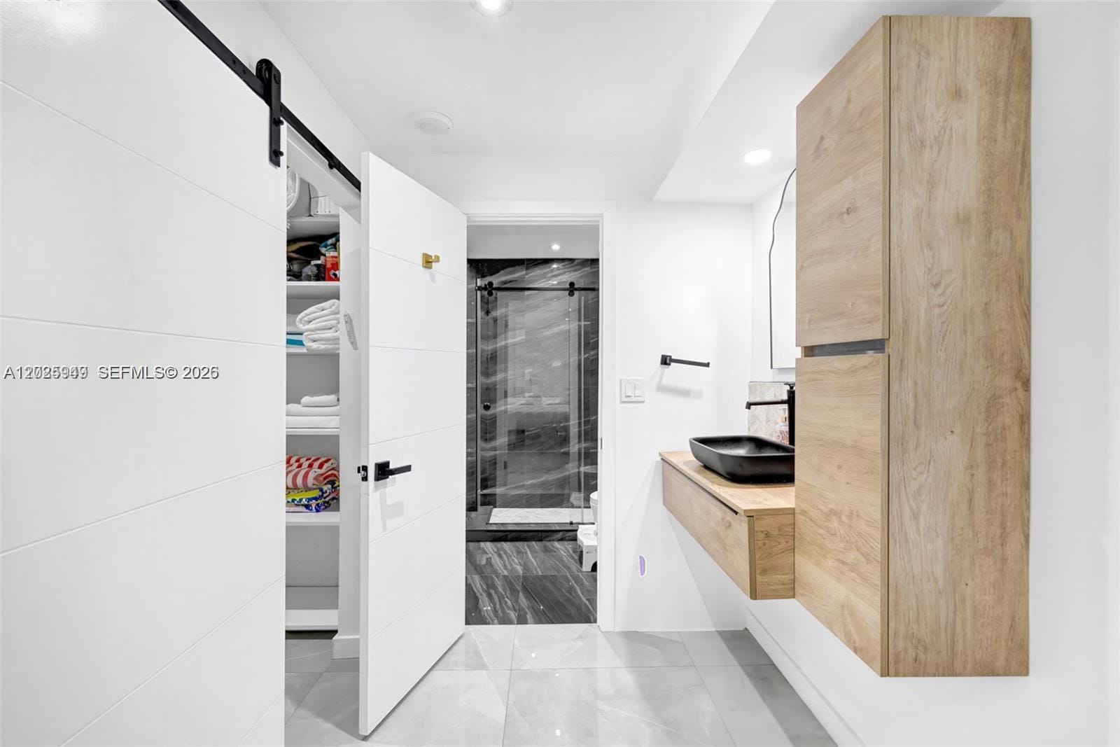 100 Bayview Drive 503 — photo 11
