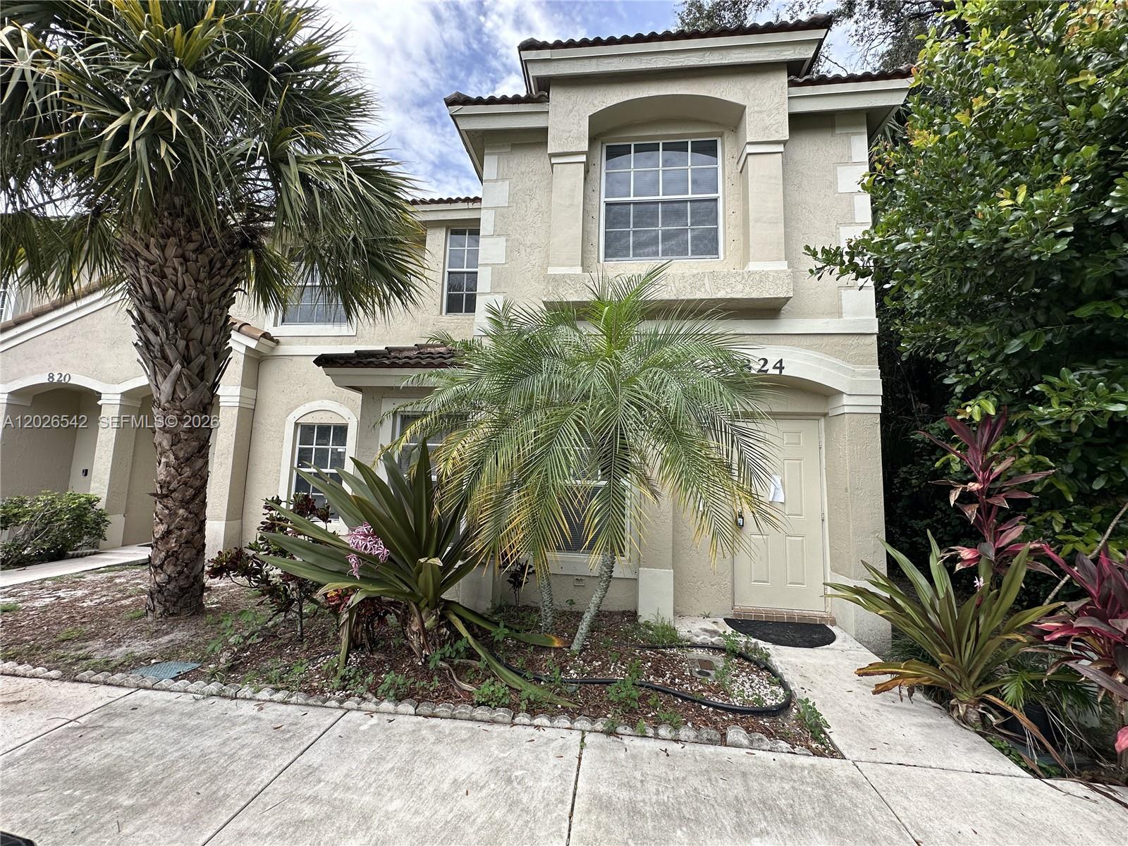 824 Summit Lake, West Palm Beach, FL 33406, West Palm Beach