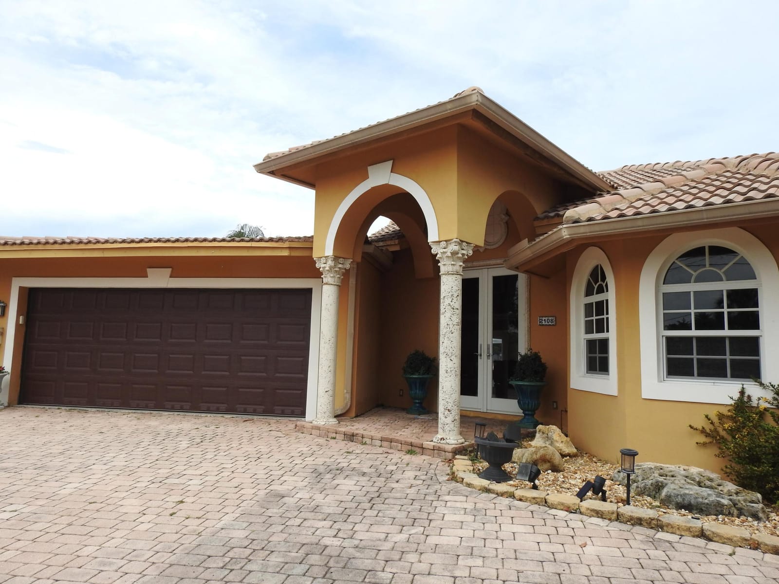 2108 NE 22nd Street, Wilton Manors, FL 33305 photo 6