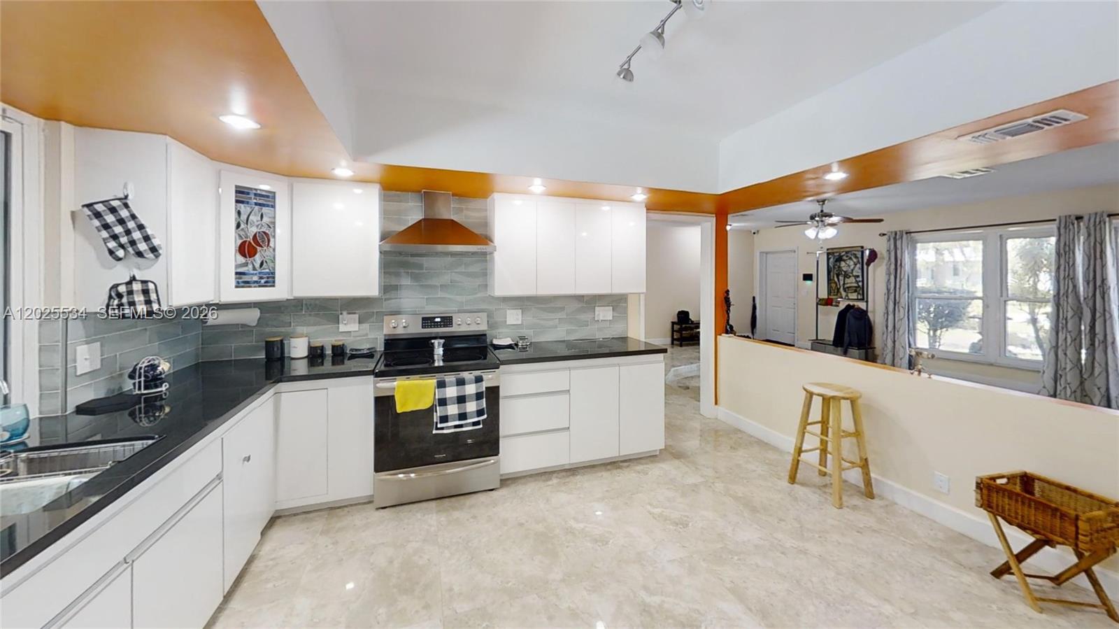 5129 Van Buren Street — photo 12