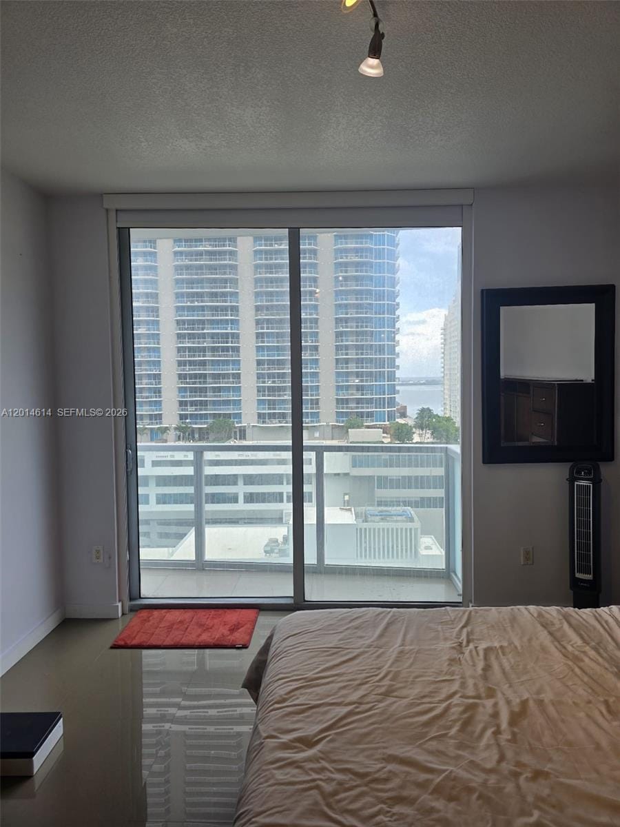 1060 Brickell Avenue 2201 — photo 5