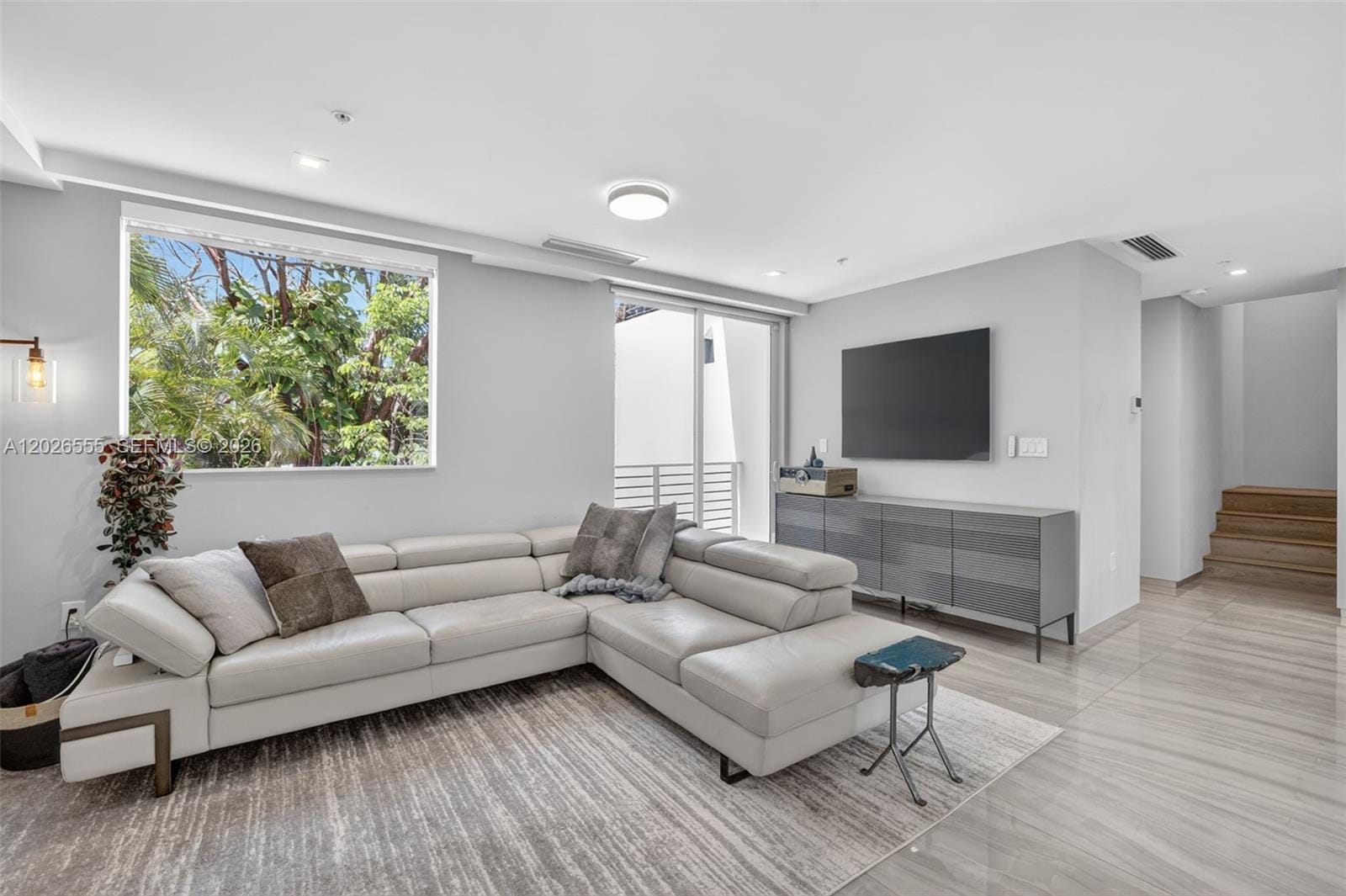 700 NE 14th Avenue 311 — photo 11