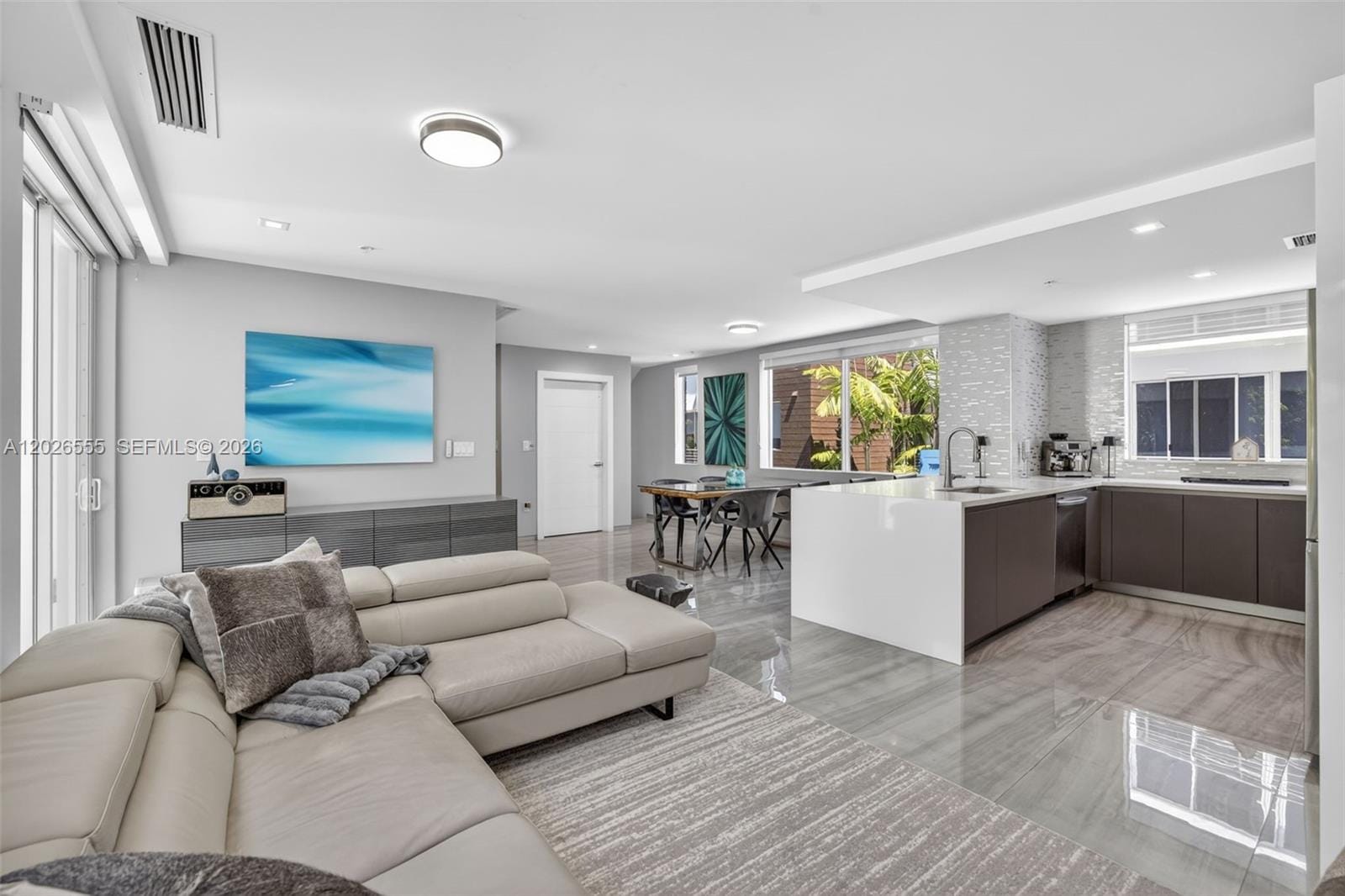 700 NE 14th Avenue 311 — photo 12