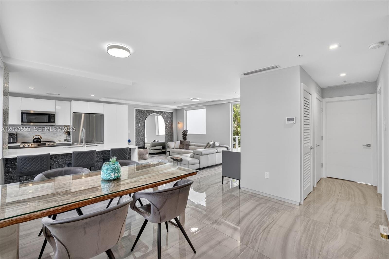 700 NE 14th Avenue 311 — photo 5