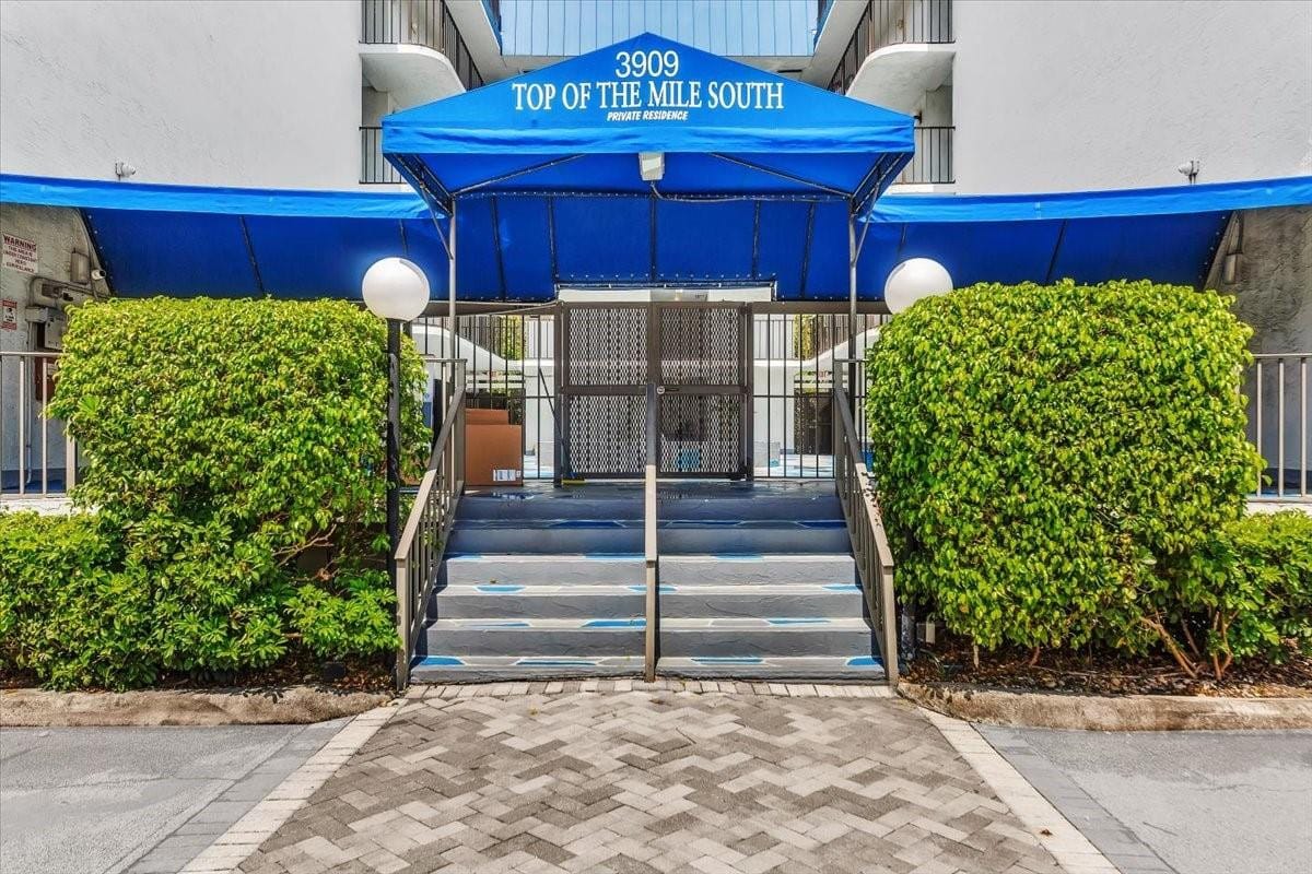 3909 N Ocean Boulevard 210, Fort Lauderdale, FL 33308 photo 25