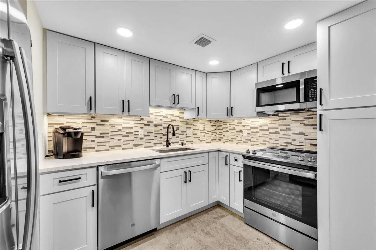 3909 N Ocean Boulevard 210, Fort Lauderdale, FL 33308, Fort Lauderdale