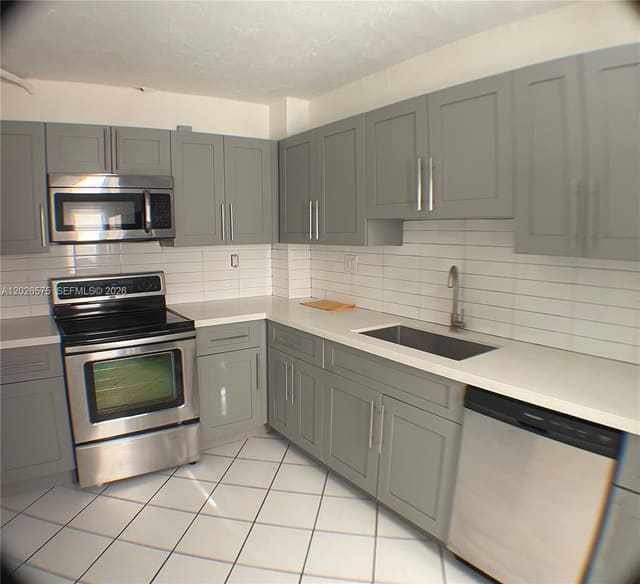 12590 NE 16th Avenue 610, North Miami, FL 33161