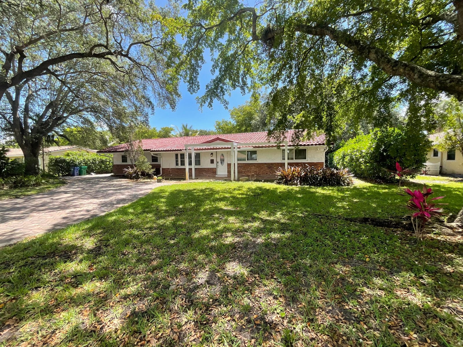 3205 NW 87th Avenue, Coral Springs, FL 33065 photo 1