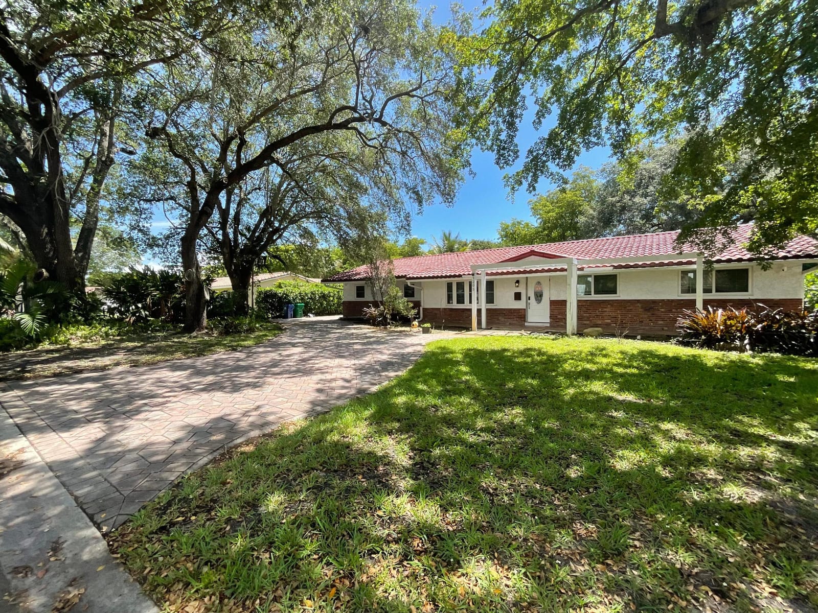 3205 NW 87th Avenue, Coral Springs, FL 33065 photo 2