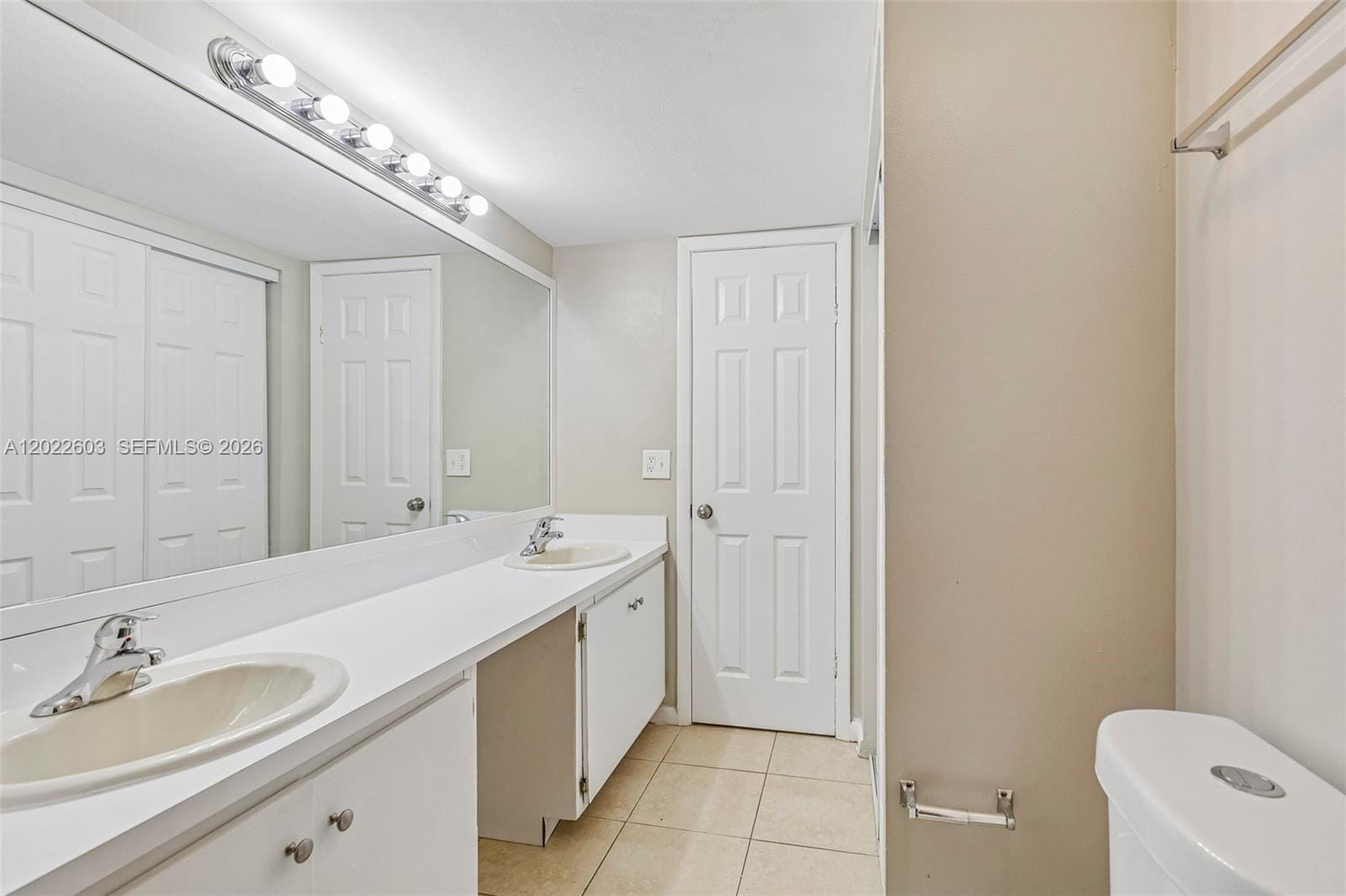 4011 Palm Bay Circle A, West Palm Beach, FL 33406 photo 17