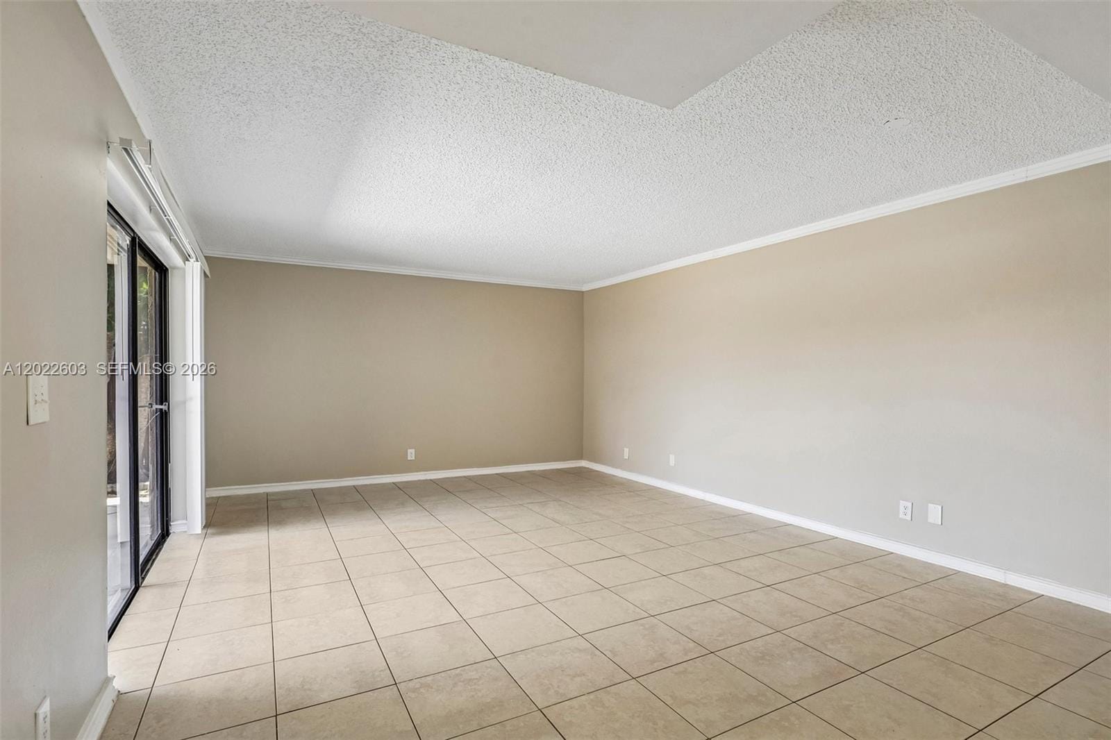 4011 Palm Bay Circle A, West Palm Beach, FL 33406 photo 4