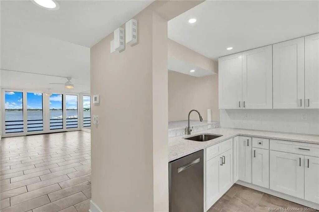 1950 SW Palm City Road 14-305, Stuart, FL 34994 photo 15