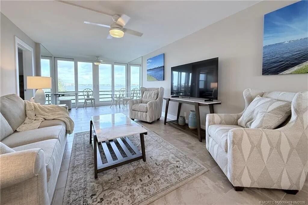 1950 SW Palm City Road 14-305 — photo 10