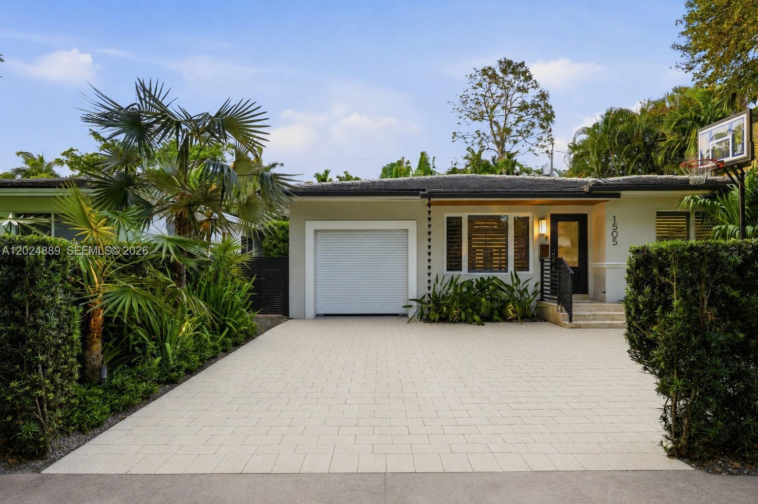 1505 Robbia Avenue, Coral Gables, FL 33146, Coral Gables