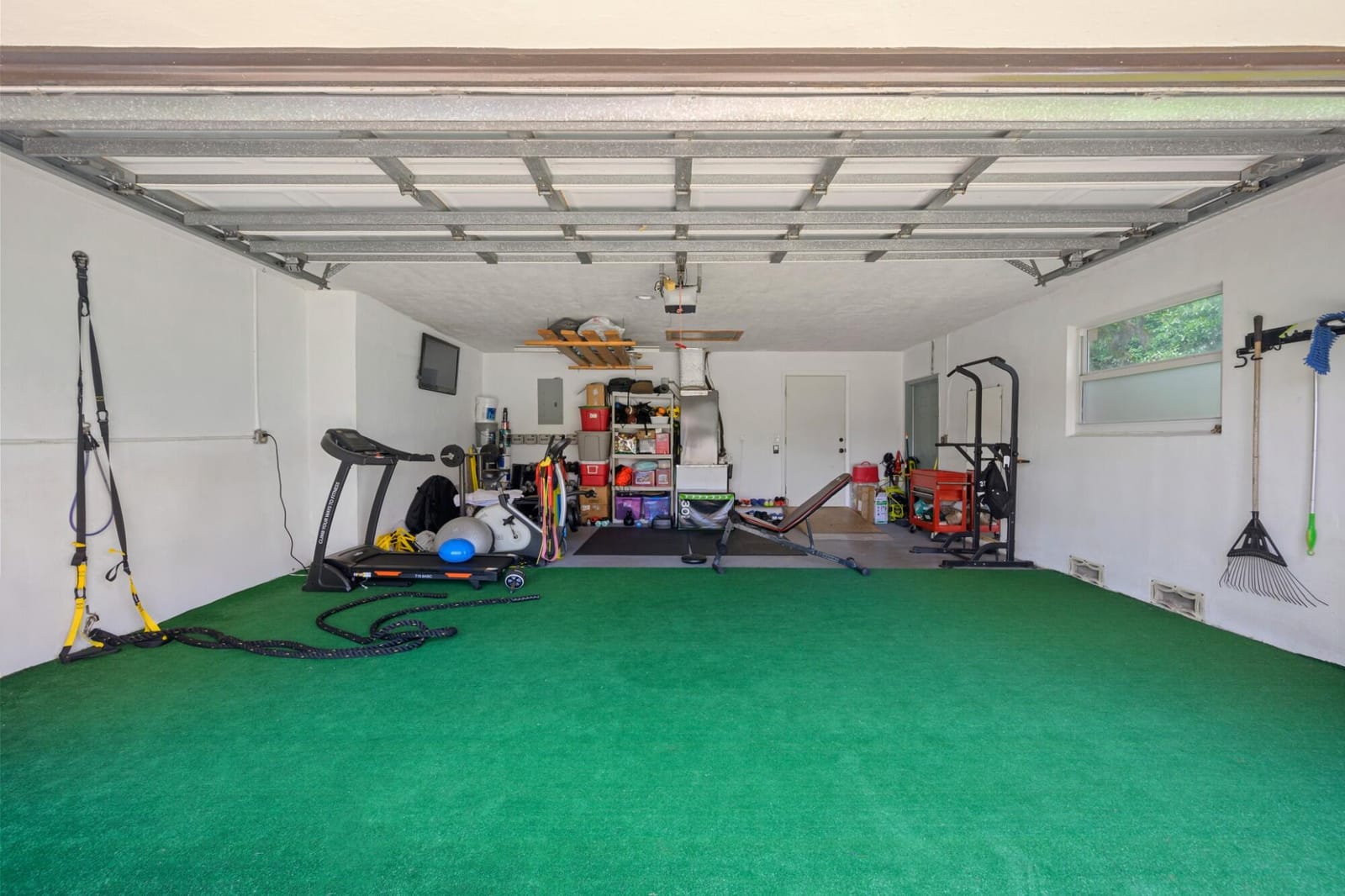 6850 NW 7th Street — photo 3