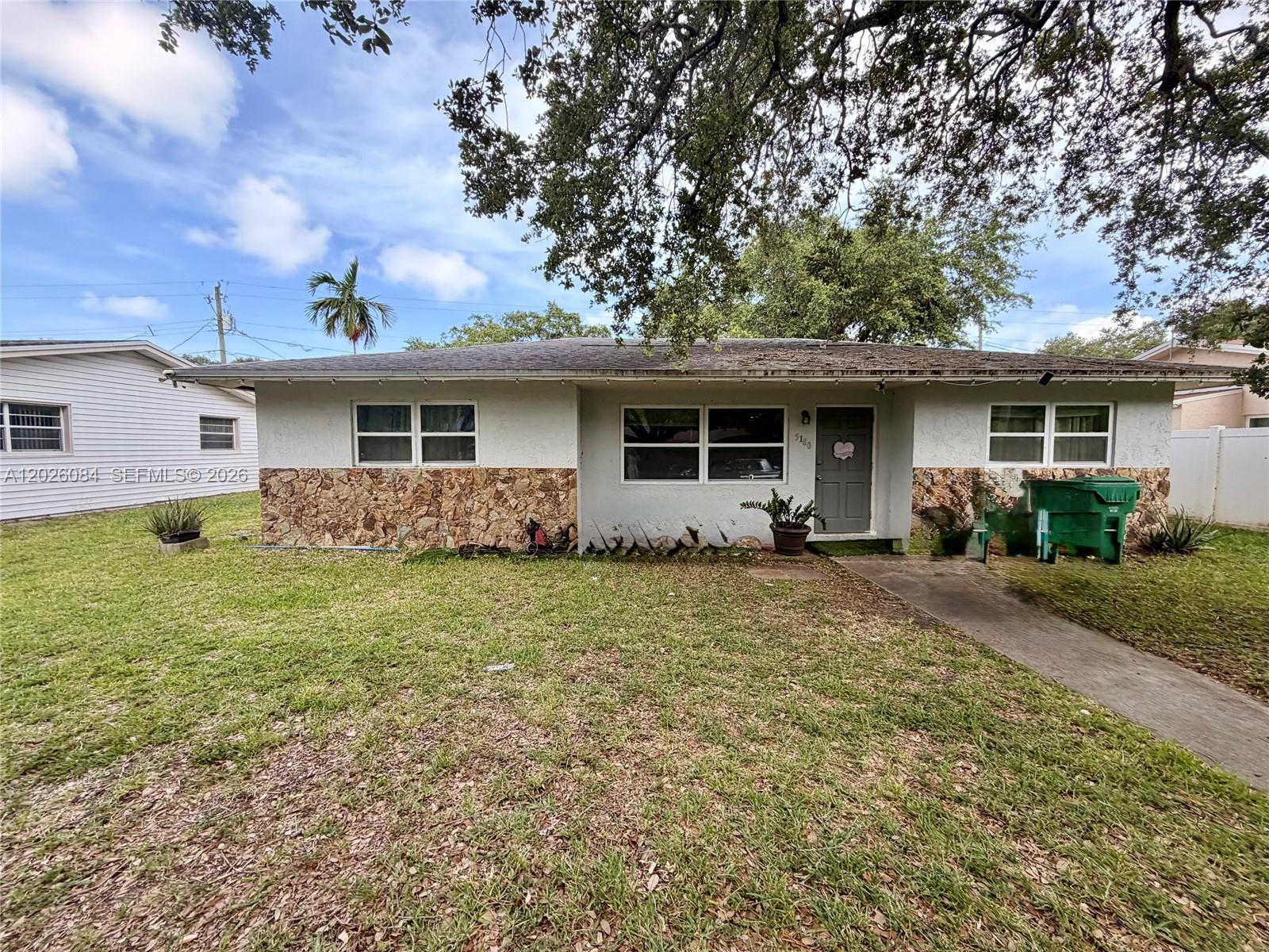 5180 SW 27th Terrace, Dania Beach, FL 33312
