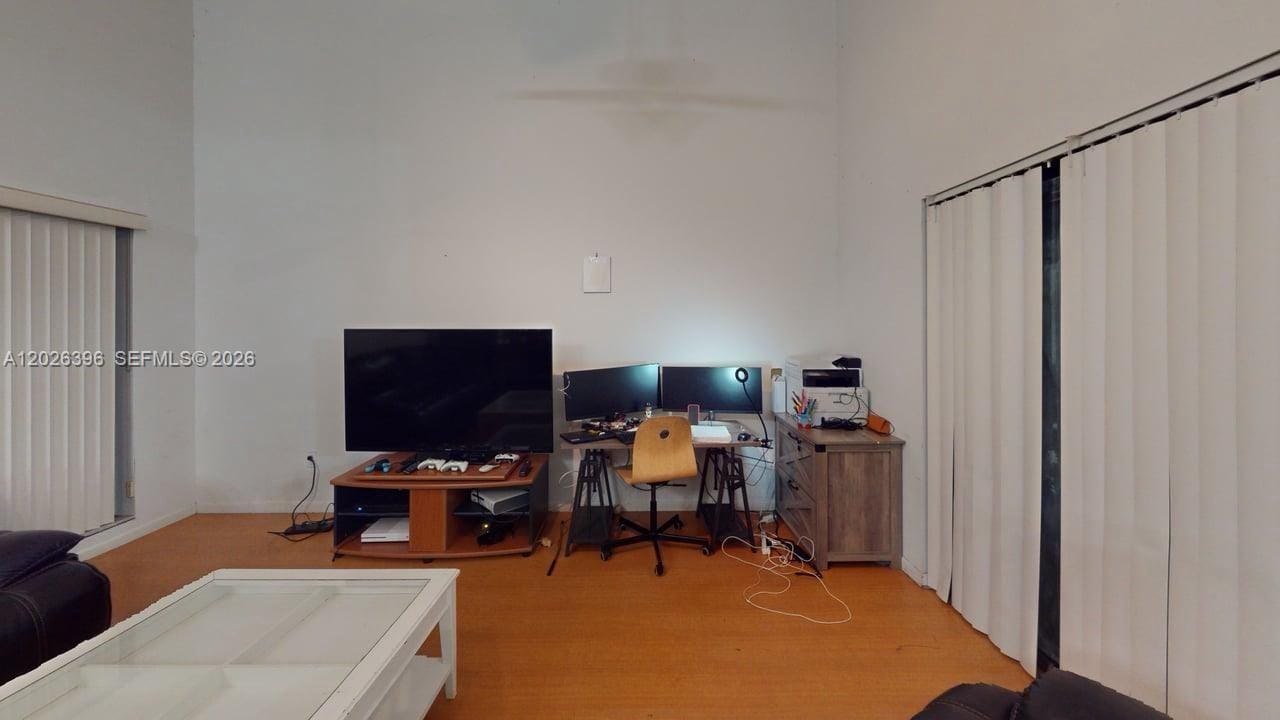 15552 SW 54th Terrace, Miami, FL 33185 photo 2
