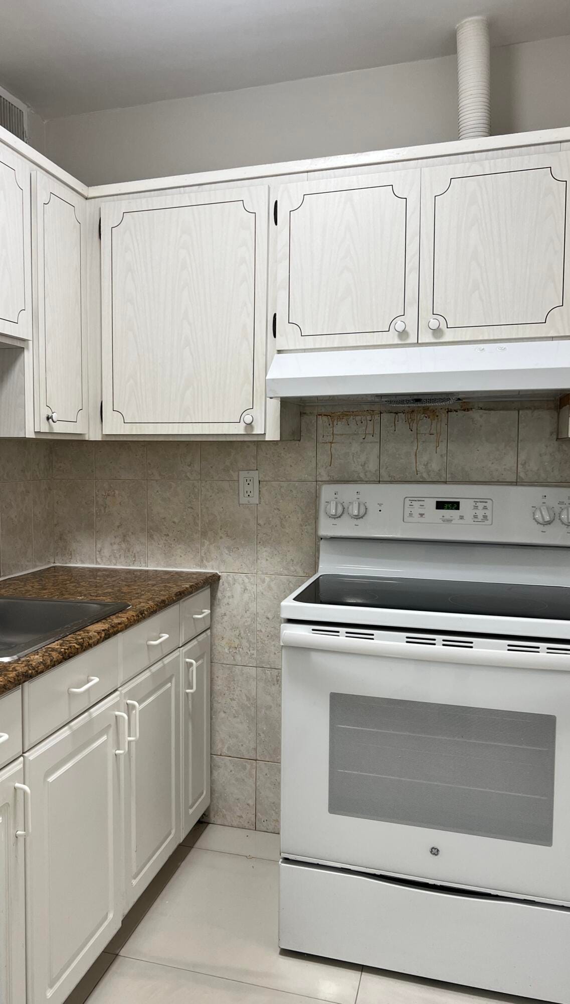3550 NW 8th Avenue 404 — photo 11